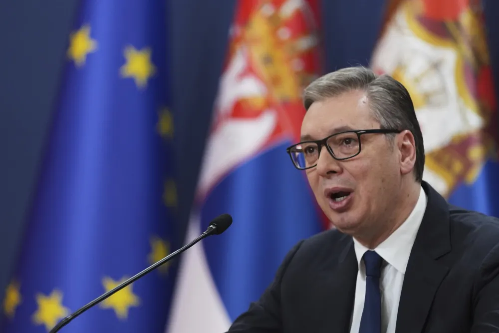 Vučić zaustavljen na letu do Moskve