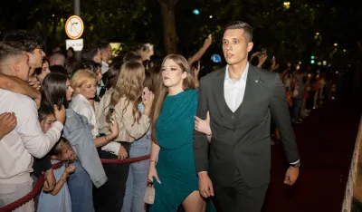 Svečani defile maturanata B smjene podgoričke gimnazije