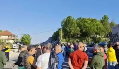 dvosatna blokada u kru&scaron;evom ždrijelu