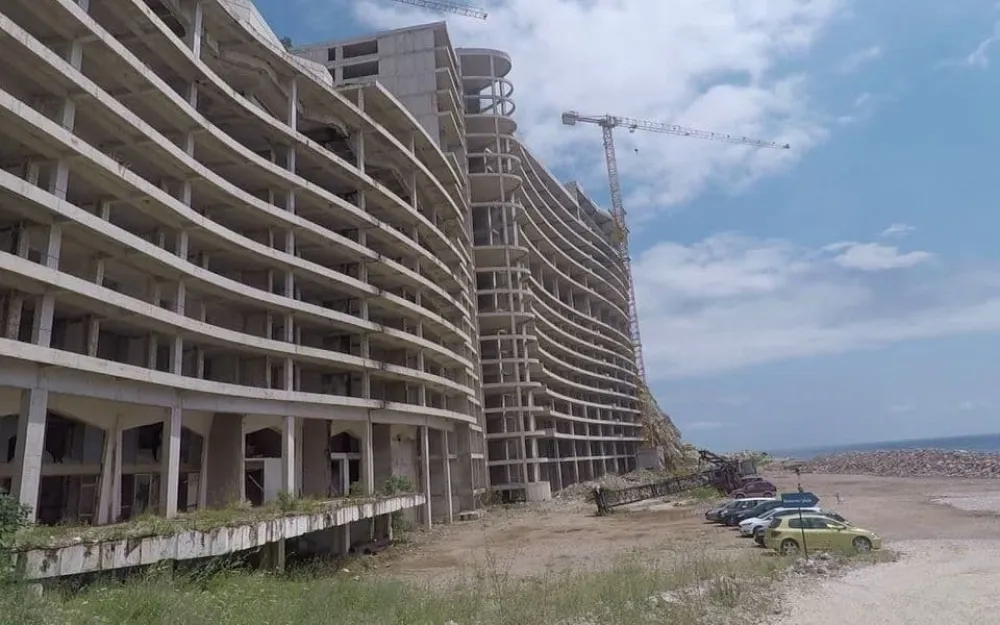 Nastavljen spor oko Hotela "AS": Jo&scaron; čekaju podatke iz katastra