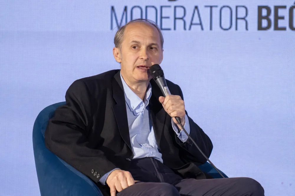 Vidljivost knjiga i književne kritike