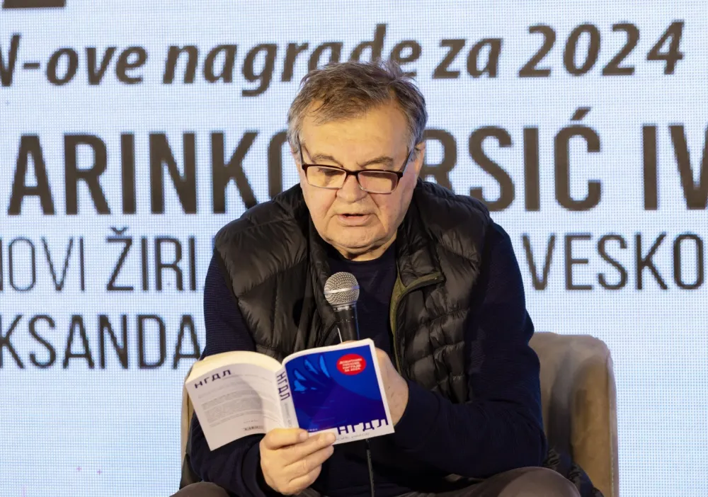 Roman koji govori o ratu, a nije ideolo&scaron;ki obojen