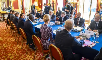 &bdquo;Koalicija voljnih&ldquo;: Putin mora ozbiljno da shvati pregovore