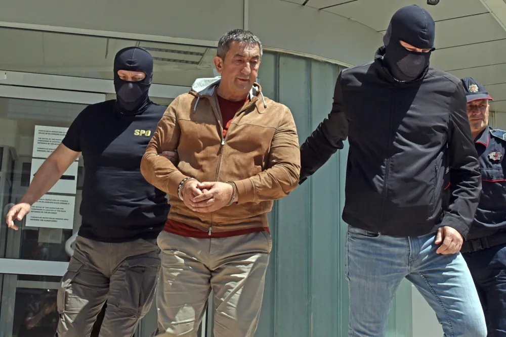 Golubovića spominju na "skaju", njegovih poruka nema