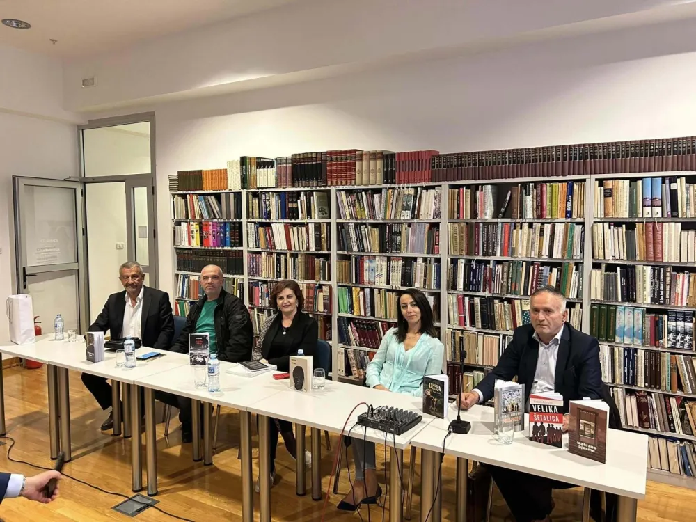 Detalj s književne večeri u pljevaljskoj Biblioteci