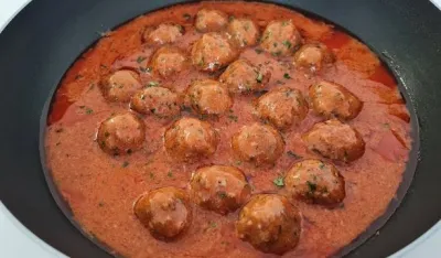 Ćufte u paradajz sosu