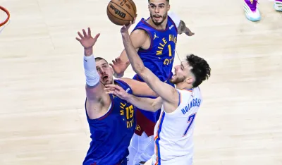 Sa meča između Oklahome i Denvera