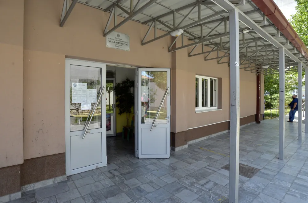 Dojava o bombi u srednjoj &scaron;koli "Vaso Aligrudić"