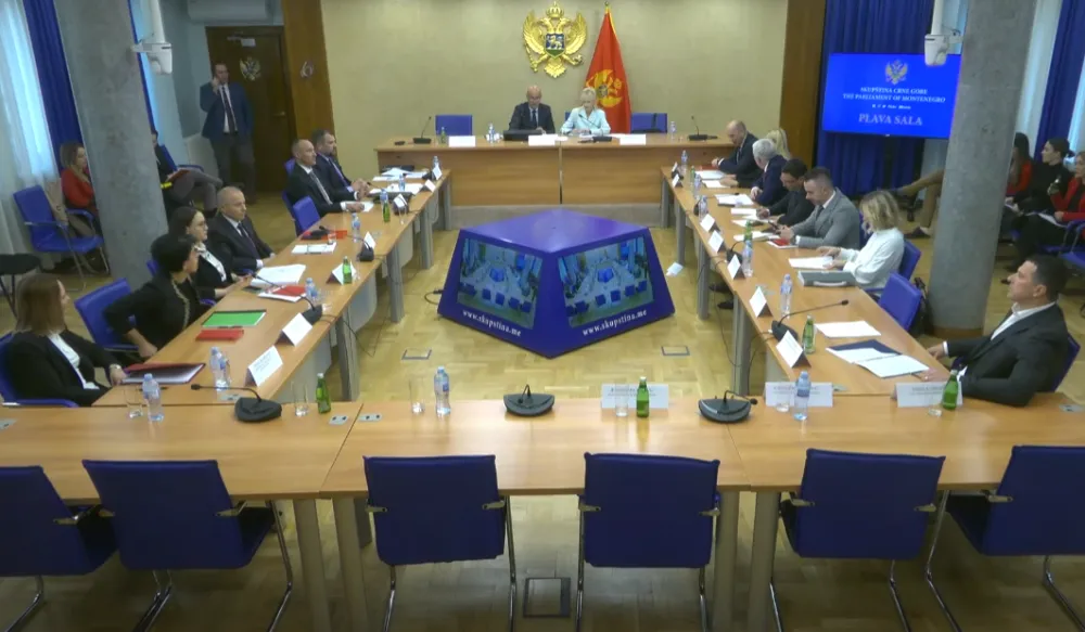 Odbor za bezbjednost krije i informacije koje nisu tajne