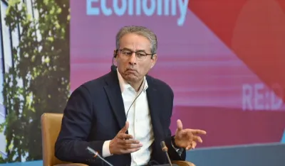 Alabar: Radim u skladu sa pravilima, ne preuzimam plaže