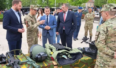 (VIDEO/FOTO) Bečić: Pro&scaron;la su ona vremena kada se u Vojsci Crne Gore prepoznavao teren