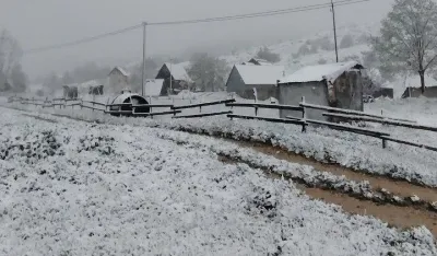 Sela na Pivskoj planini zabijelio snijeg u maju