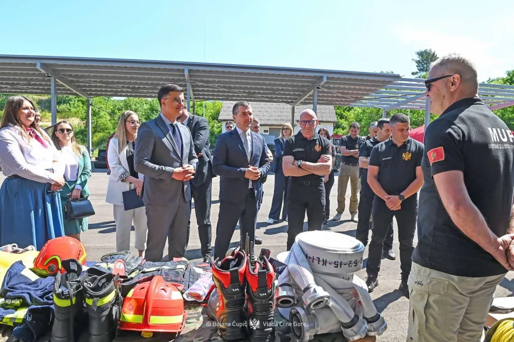 Bečić: Čistimo sistem od onih koji nijesu dostojni časnih uniformi crnogorskih službi