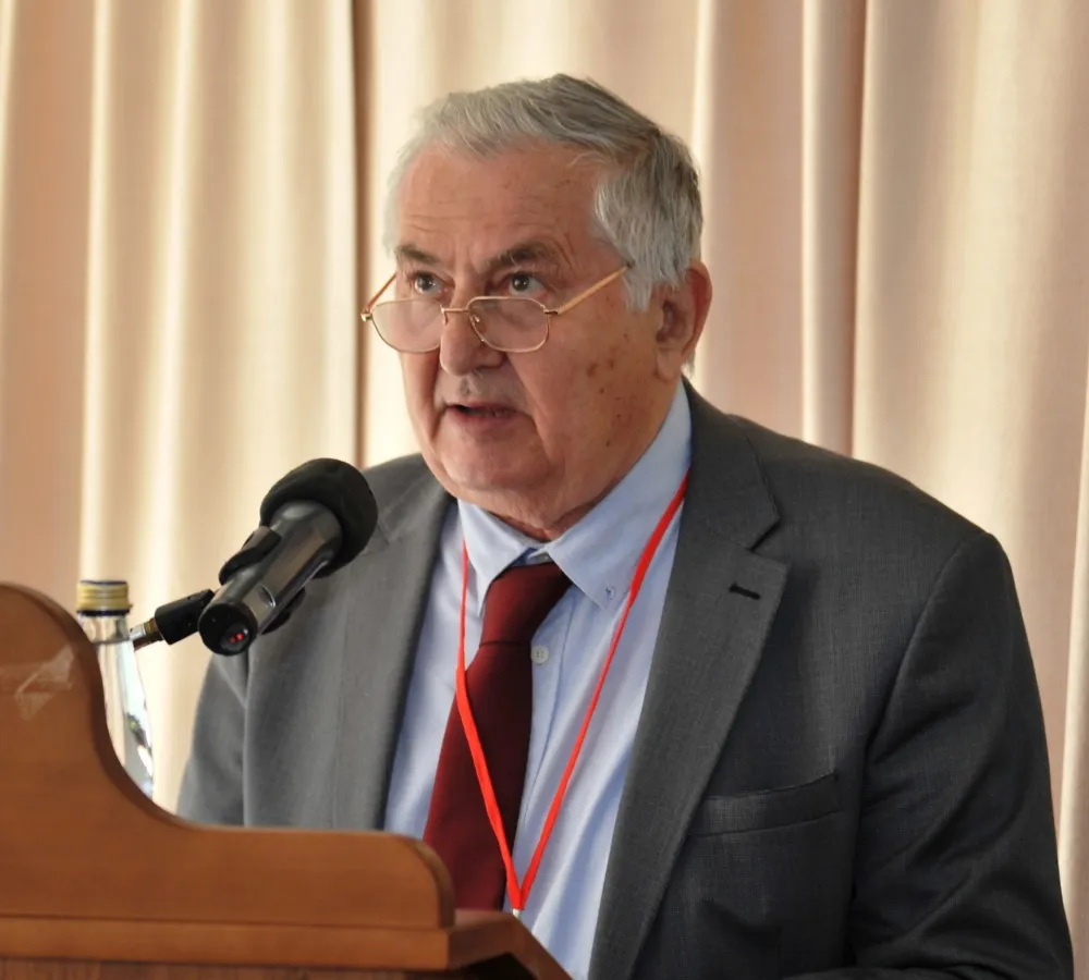 Проф. др Јован Делић