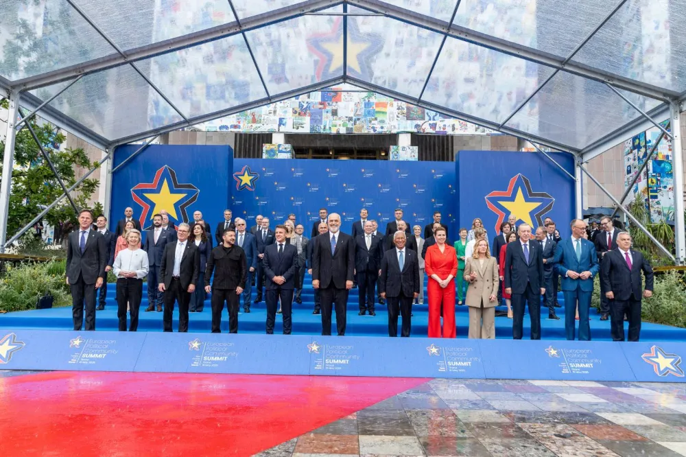 (FOTO) Milatović se u Tirani susreo sa Makronom, Erdoganom, Sančezom, Fon der Lajen, Kalas...