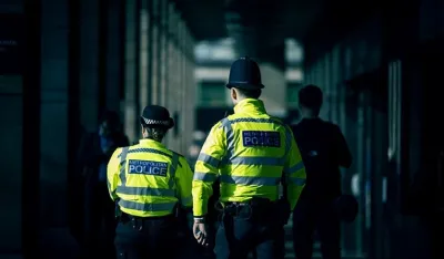 Pet osoba izbodeno u Londonu, policija traga za napadačem