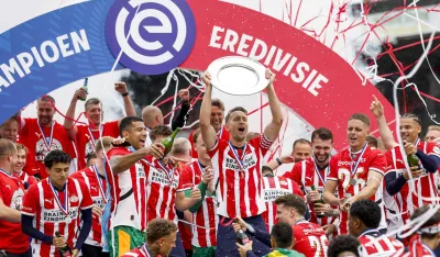 PSV vlada u Holandiji