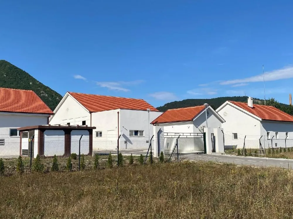 Priključenje na kolektor na čekanju &scaron;est godina