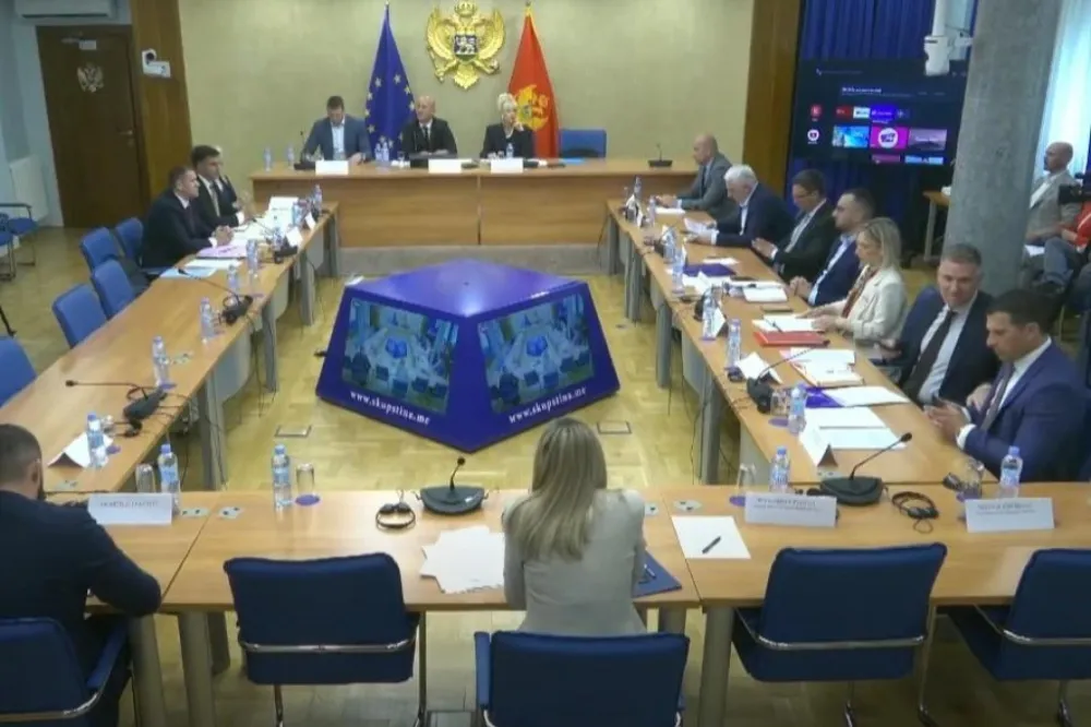 &Scaron;ćepanović:&nbsp;Masovni ubica nije imao pomagača, policija mu na&scaron;la&nbsp;jo&scaron; 61 metak