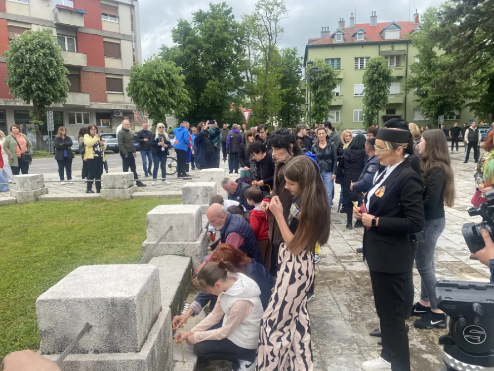 Građani odali počast žrtvama zločina na Cetinju
