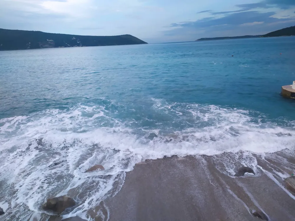 Povremeno ki&scaron;a, do 24 stepena