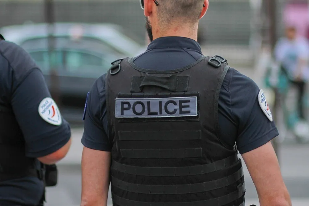 Francuska: Razbijena pedofilska mreža i uhap&scaron;eno 55 mu&scaron;karaca, među njima sve&scaron;tenik, bolničar, profesor...