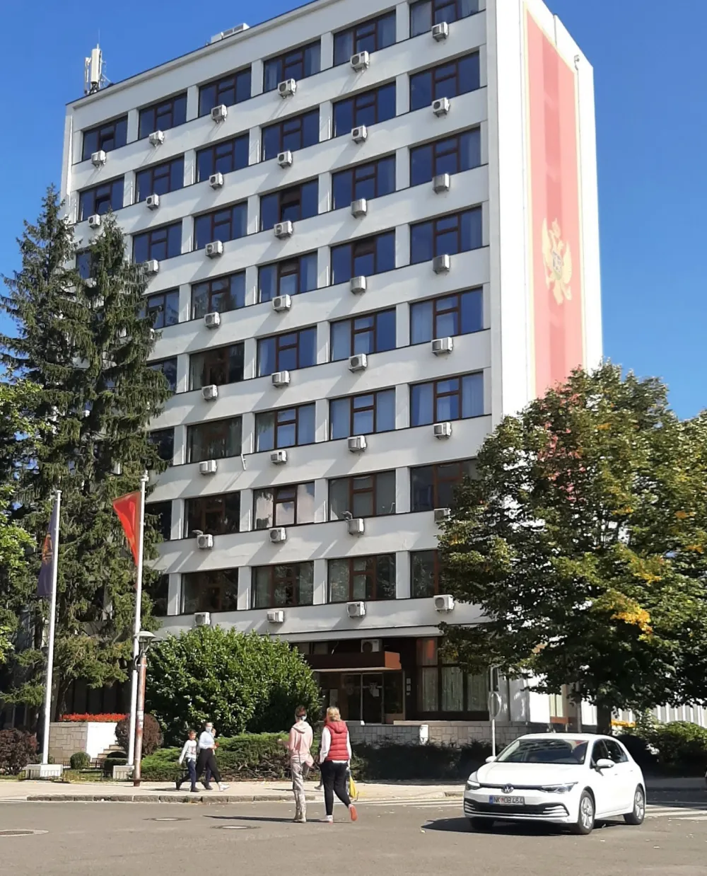 U Nik&scaron;iću nema dileme oko vlasti, ali ima oko raspodjele funkcija: Čeka se samo PES