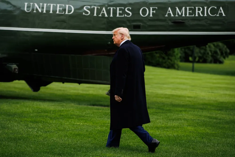 (FOTO) Tramp održao privatnu večeru za kripto investitore