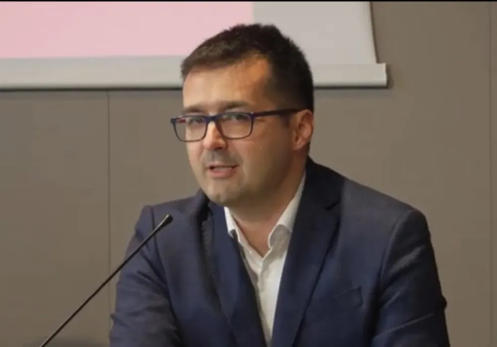 Pacijentkinja na hemodijalizi 44 godine