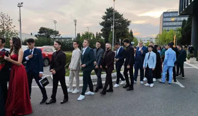 (VIDEO/FOTO) Matura&nbsp;Elektrotehničke &scaron;kole "Vaso Aligrudić i polumatura&nbsp;O&Scaron; "Milan Vukotić"