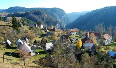 Asfalt stiže u Bobovo nakon 70 godina čekanja