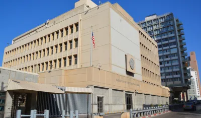 Mu&scaron;karac poku&scaron;ao da zapali američku ambasadu u Izraelu i prijetio atentatom