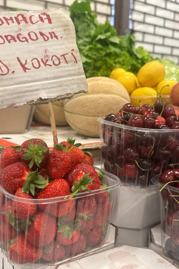 Jagode prodaju za &scaron;est eura