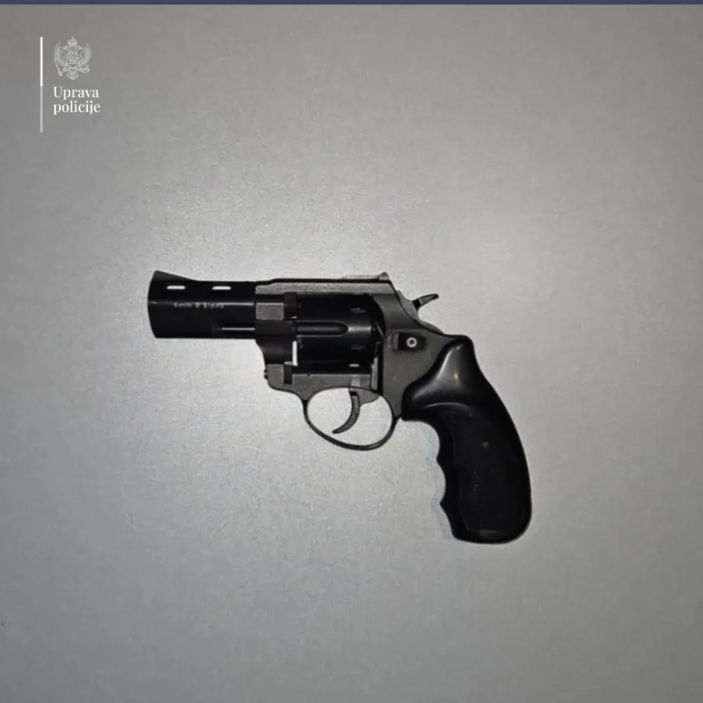 Bijelo Polje: Kod maloljetnika pronađen startni pi&scaron;tolj, odgovaraće prekr&scaron;ajno