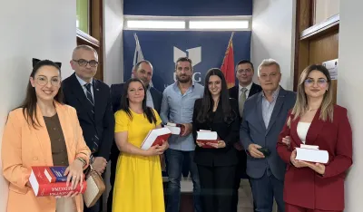 Prvim specijalizantima urgentne medicine uručena stručna literatura