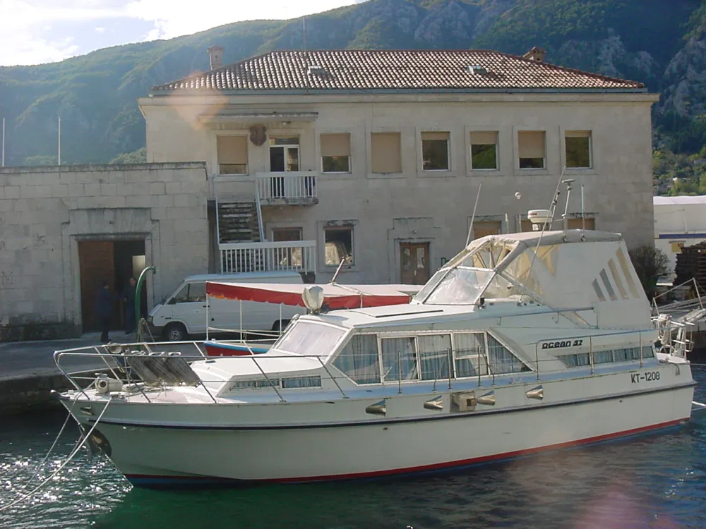 Zbog brojnih neregularnosti, smijenili stare članove ispitne komisije u lučkim kapetanijama Kotor i Bar