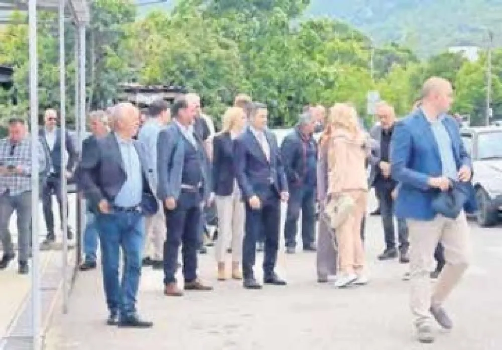 Brojne promjene u gradskoj vladi, preduzećima i ustanovama