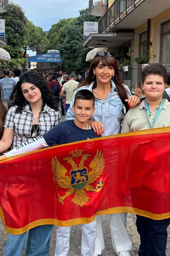 Učenici O&Scaron; "&Scaron;tampar Makarije" postigli izvanredan na evropskom finalu Hippo Olympiad 2025