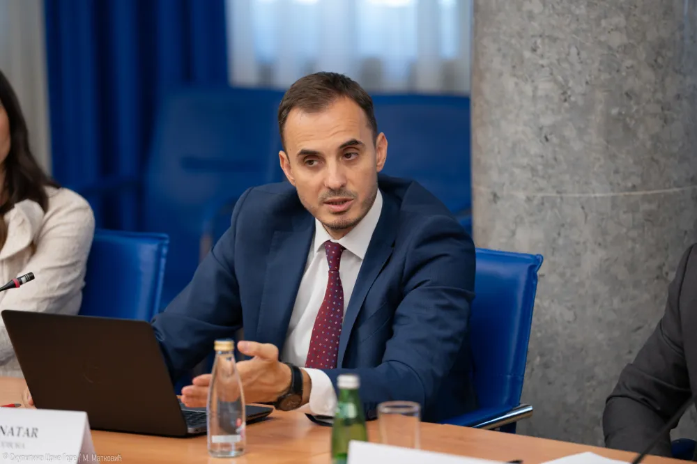 Konatar: Skandalozna zabrana informisanja o zaduženju Spajićeve Vlade je uvod u cenzuru i diktaturu