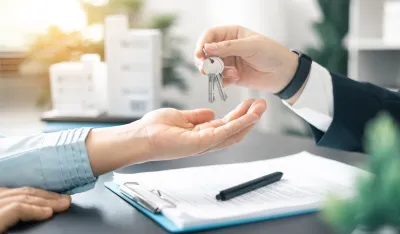 Živković za "Dan": Jedva preživljava 30.000 porodica