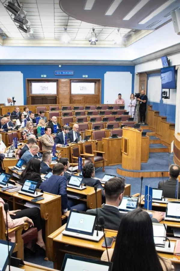 Nije sporna politička trgovina, nego skup&scaron;tinska većina