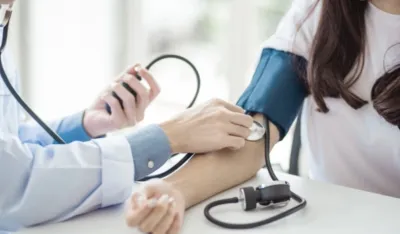 Dokazana veza između hipotenzije i nedostatka dva vitamina