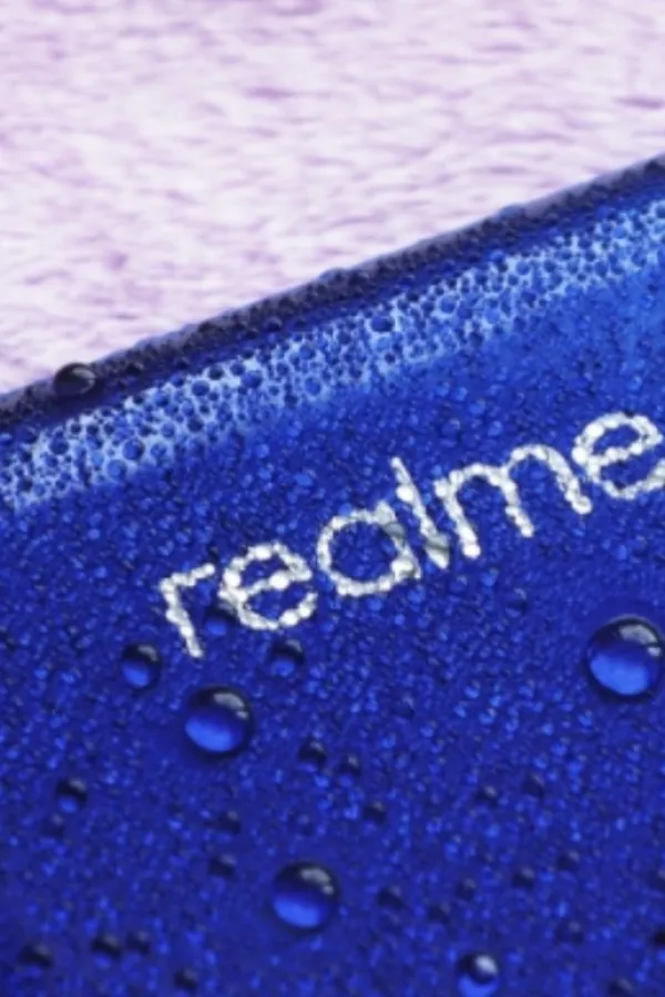 Realme sprema telefon sa džinovskom baterijom