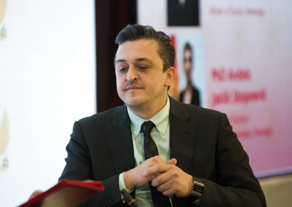 Vuković krije deficit od devet miliona eura i rashode