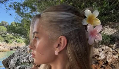 Cvijetne &scaron;nale za kosu su&nbsp;opet u trendu