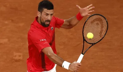 Đoković lako među 16