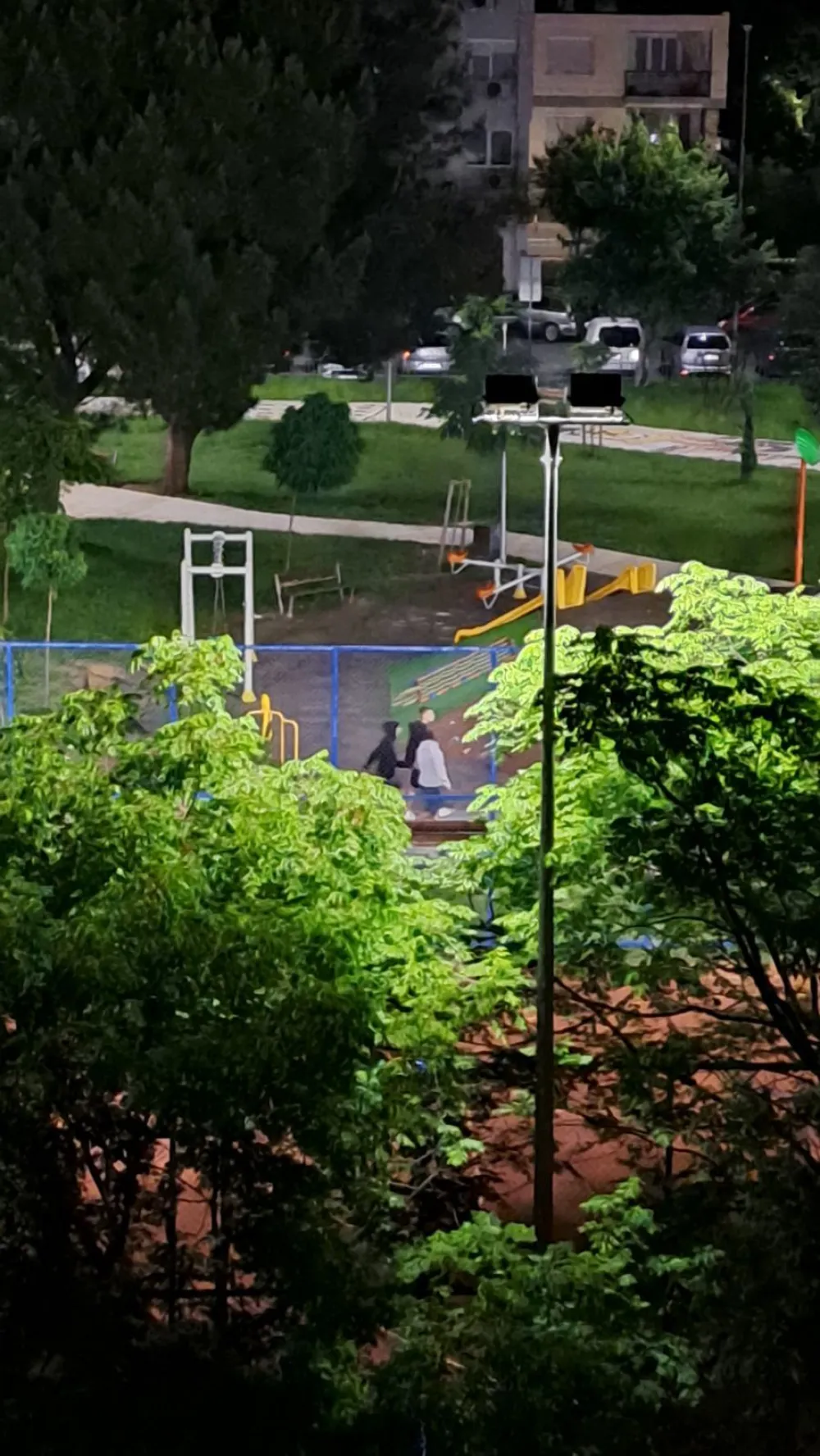 Roditelji sa Zabjela traže&nbsp;policijske kontrole: Drogiranja i tuče u dječijem parku