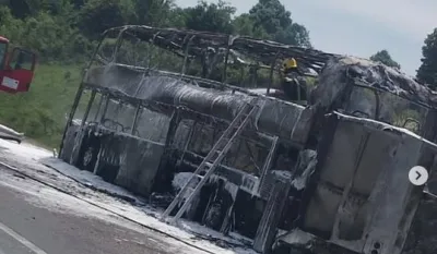 Zapalio se autobus pun đaka kod Boljevca, deca na vreme evakuisana