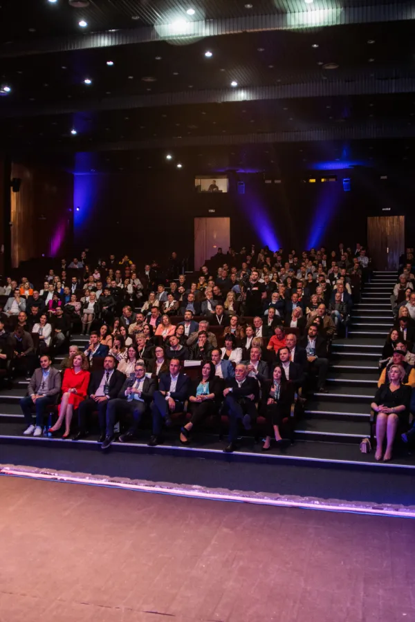 URA: Vladajuća većina u SO Bar odbila inicijativu za raspravu o projektima ponuđenim investitoru iz UAE