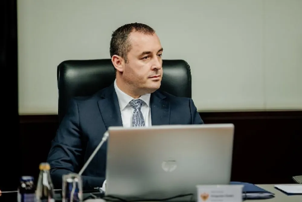 &Scaron;ćekić: Paunović potvrdio sve &scaron;to je govorio SNP, hvala mu za hrabrost